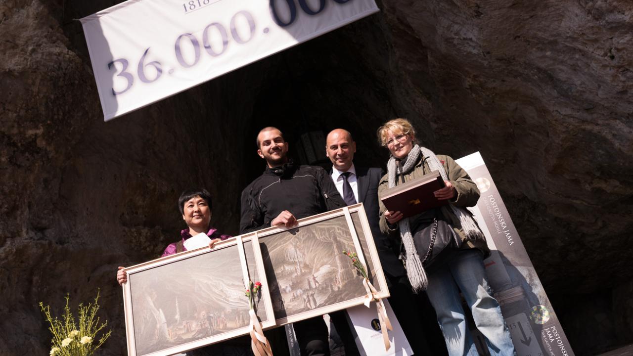 postojnsko-jamo-obiskal-ze-36-milijonti-obiskovalec-7 (2).JPG